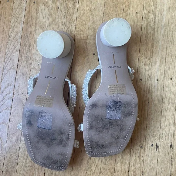 Dolce Vita Noel Sandals in 9.5 - Picture 3 of 5